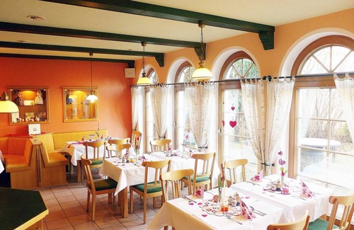 Neuwiese House | 30 double rooms - Landhotel Neuwiese with traditional inn An der Mühle