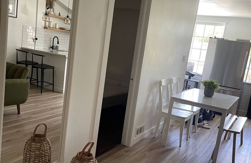 Elizabeth Apartment | 30 min driving to Manhattan nyc 5 min to train station