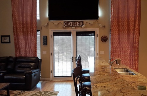 Sagle House | 30 min to Schweitzer. Sleeps 12, Hot Tub, Movie Theater Room!