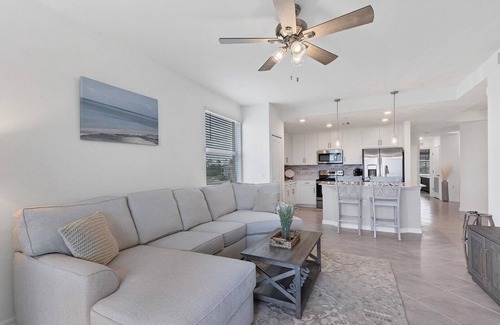 Punta Gorda Condo | 30-night min 3 bdrm 2nd floor Heritage Landing Golf Club Transfer Included!