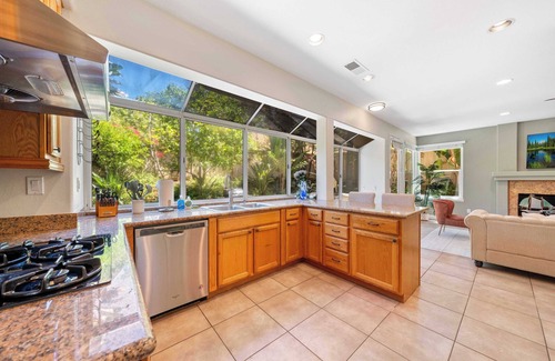 Aliso Viejo House | 30 nights min｜Garage Access｜Pet friendly｜Gourmet Kitchen｜Wide Backyard #42198