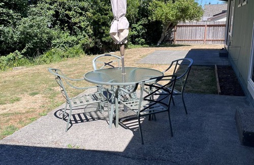 North Bend House | 30% OFF Monthly Stay Convenient Location