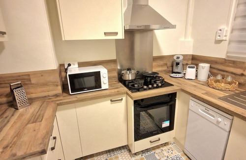Le Portel Apartment | 300 m from the beach, Private parking, Fresh water, Netflix, Video rewards