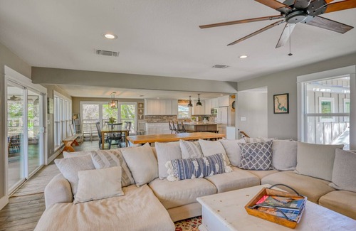 Granite Shoals House | 300' of Lakefront LBJ + Boat Slip + Kayaks + Fun!