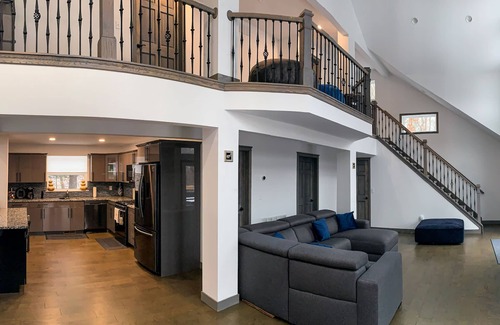 Lackawaxen House | 3000 Sq Ft + 5 BR 3.5 BA 3 FINISHED LEVELS AMENITY FILLED COMMUNITY POOL TABLE