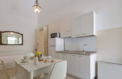 Ortelle Apartment | 3009 Dimora Donn`Anna - Bilo 5 by BarbarHouse