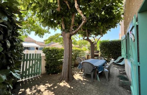 Portiragnes-Plage Villa | 300m de la plage, adorable maison sud 2 chambres 5 couchages terrasse ombragée parking LRHP14