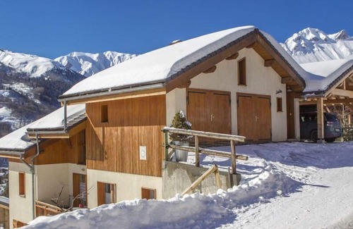 Saint-Martin-de-Belleville Apartment | 300m from ski slopes, sauna, balcony, parking, tv, ski locker, 65m², Saint Martin de Belleville