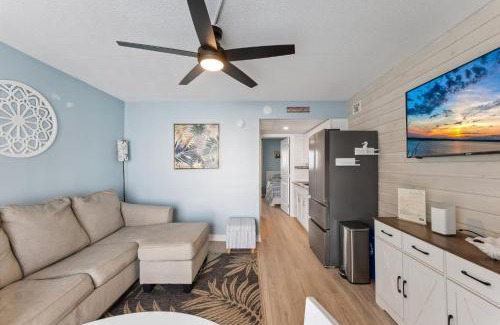 North Wildwood Apartment | 301 Ocean Ave, Unit 213 - The Harbor Light