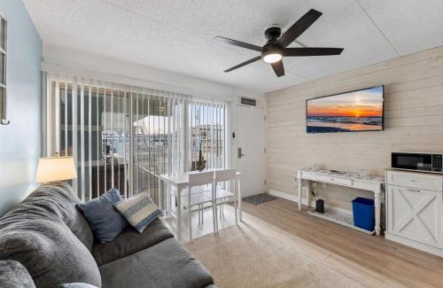 North Wildwood Apartment | 301 Ocean Ave, Unit 206 - The Harbor Light