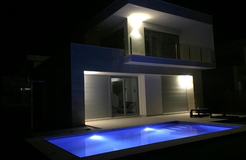 Lo Rufete Villa | 3018 Vistabella- Malibu