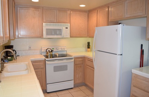 Downtown Condo | 303 Casa Bella: 2 BR, 2 BA Condominium in Pismo Beach, Sleeps 6