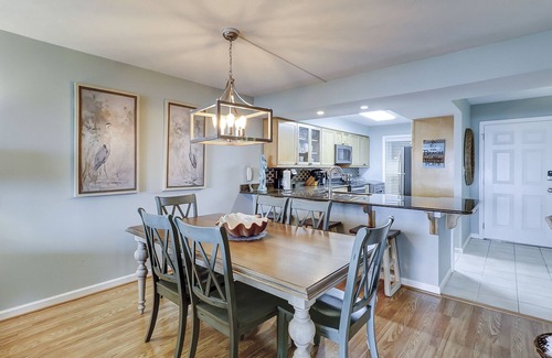 Hilton Head Condo | 303 Shorewood - Amazing Panoramic oceanfront view at Pelican's Perch!