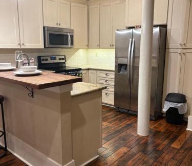 French Quarter Apartment | 305 Decatur st