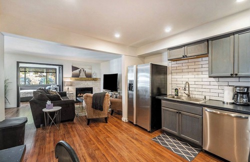 Saint Mary's Condo | 306 - 1br · Cozy Modern Condo on The Lake
