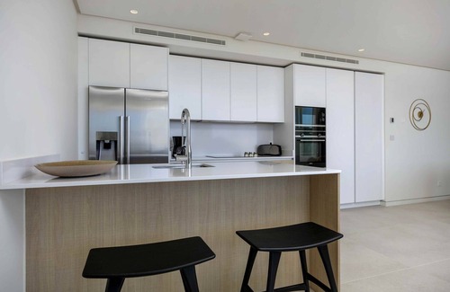Ojen Apartment | 3060 Modern Escape with Ocean View Palo Alto