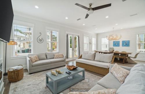 Treetop House | 30A Beach House - Wonderland at Treetop by Panhandle Getaways