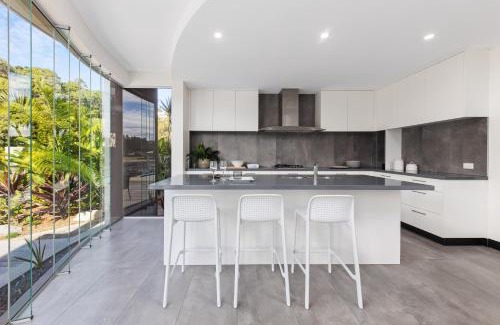 Noosa Heads House | 31 Witta Circle, Noosa Heads