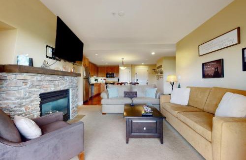 Silvercreek Apartment | 310 Base Camp