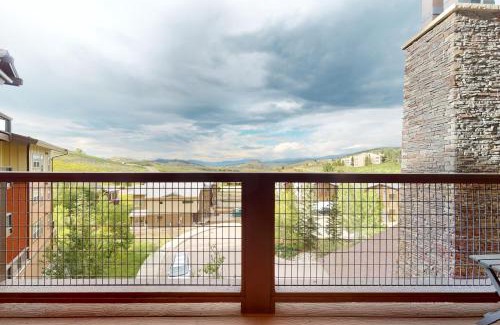 Silvercreek Apartment | 310 Base Camp