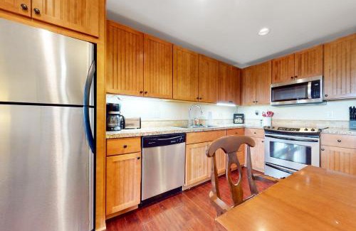 Silvercreek Apartment | 310 Base Camp
