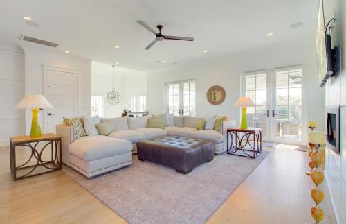Isle of Palms House | 311 Carolina by AvantStay Rooftop Ocean Views w Pool
