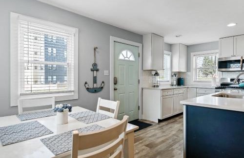 Grand Haven House | 312 Chicago North - Downtown Grand Haven