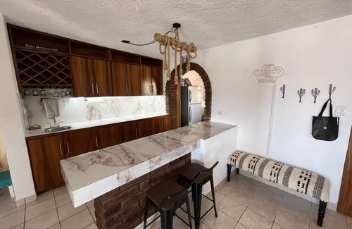 Caracol Turistico House | 317A Caracol Peninsula