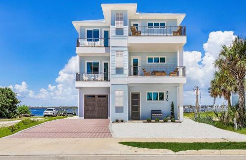 Fort Myers Beach House | 319 Bay & Beach Blessings- Pool Home with Water views! home