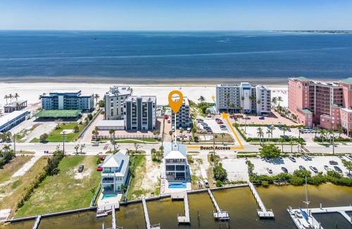 Fort Myers Beach House | 319 Bay & Beach Blessings- Pool Home with Water views! home