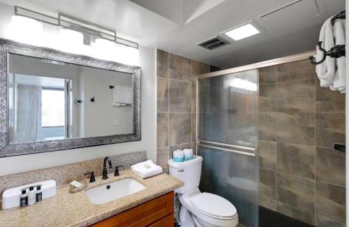 Waikiki Apartment | 31st-Floor Oceanview Oasis - Steps to Waikiki Beach with Free Parking (13112)