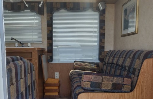 Ronda House | 32 foot trailer camper