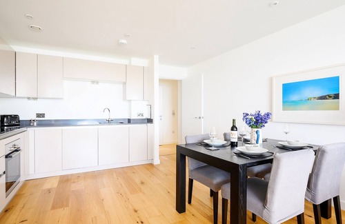 Lusty Glaze Apartment | 32 ONE Lusty Glaze - Apartment with breath taking sea and coastal views, lift, car parking