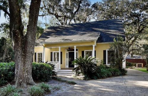 Saint Simons Heights House | 321 Broadway Street