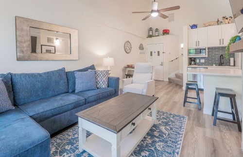 Delavan Lake Condo | 325 - Two Bedroom Condo Suite w/Water Views from Balcony