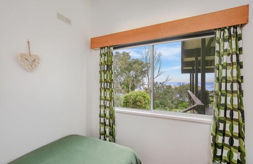 Wallaga Lake House | 33 Lakeview Drive