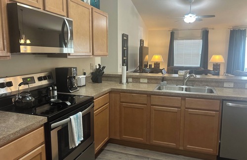 Wildwood House | 3390 Carrabelle Court in the Village of Collier close to Brownwood Square