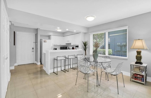 Mission Bay Apartment | 340A - Modern Villa in the heart of Boca Raton