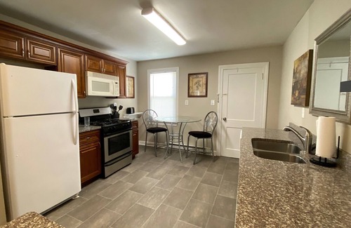 Willoughby Spit House | 35 2 BATH! BBQ! Wash/Dry, Fenced Yard, dishwasher