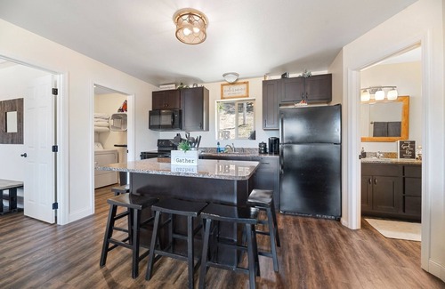 Deadwood House | 35 3rd street Upper Townhome | 2 Bed, 1 Bath