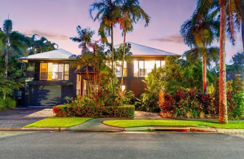 Port Douglas House | 35 Beachfront Mirage Port Douglas