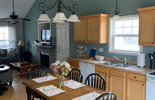 Taylorsville Cottage | 35-Lake and Bourbon Trail Getaway