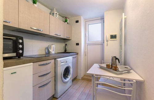 Bolognina Apartment | 35 m² Apartment ∙ 1 bedroom ∙ 2 guests