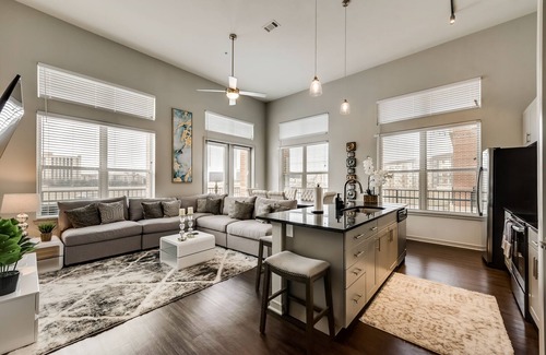 Las Colinas Apartment | 35% OFF 3BD, Pool, Lakeview, HWY348 - Las Colinas