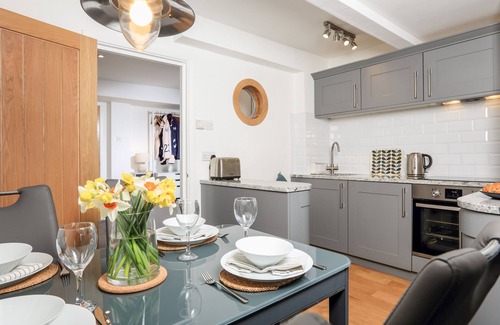 Salcombe Cottage | 35 THE SALCOMBE, country holiday cottage, with pool in Salcombe