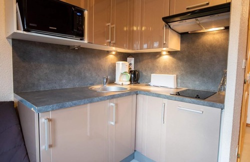 Villarodin-Bourget Apartment | 350m from ski lifts, 4th floor, balcony, tv, ski locker, 32m², La Norma