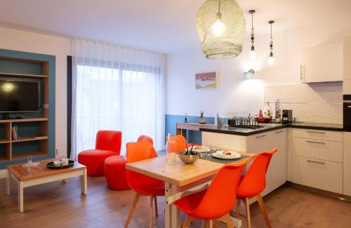 Fouesnant Apartment | 350m plage de la Cale de Beg Meil, cocon pour 2