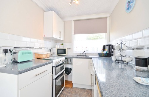 Sandown Ski Chalet | 36 Sandown Bay