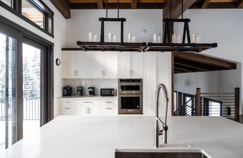 Spanish Peaks House | 360 Chalet