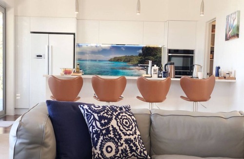 Gulf Harbour House | 367 Pinecrest · Deluxe Modern Coastal Home & Golf Course
